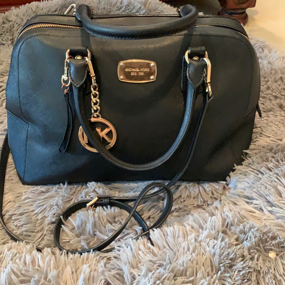 Michael Kors Handbag / Purse Black - Used